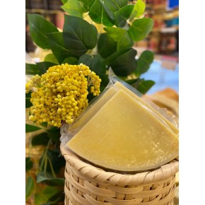 Kars Yağlı Eski Kaşar Peyniri  1 kg